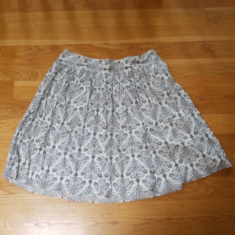 Very cute Loft cotton summer skirt!